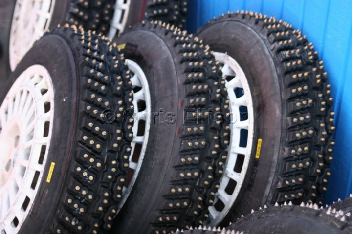 Pistonheads Weekend Fitting Tyres Winter