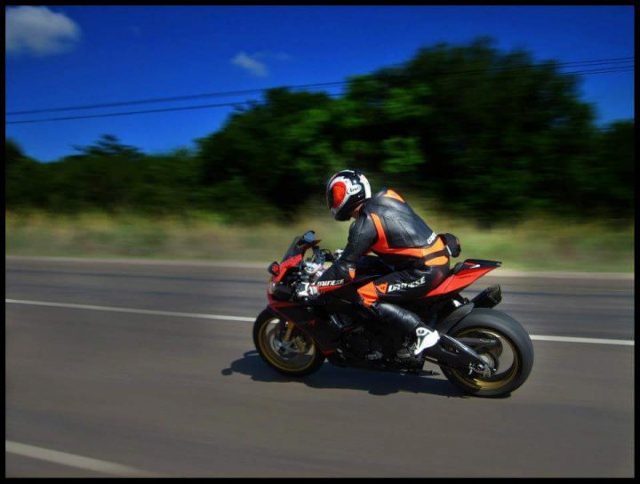 A quick ride on an RSV4 RF - Page 1 - Biker Banter - PistonHeads