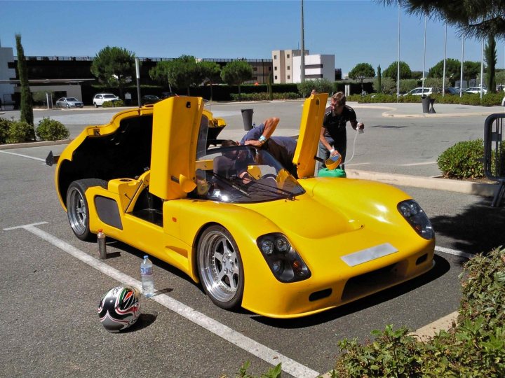 Pistonheads Sports France Exported Yellow