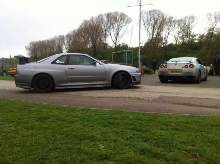 RE: Nissan Skyline R34 GT-R: Spotted - Page 5 - General Gassing - PistonHeads