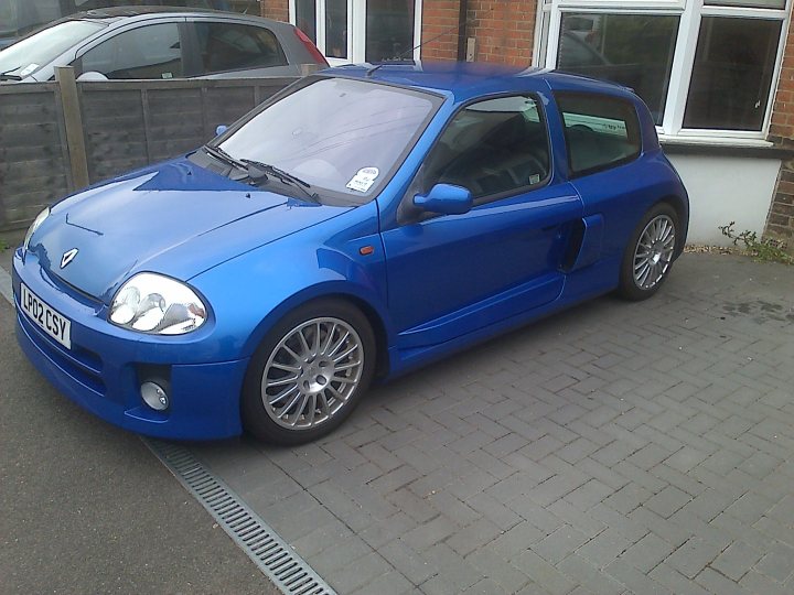 Clio V6 - Page 1 - French Bred - PistonHeads