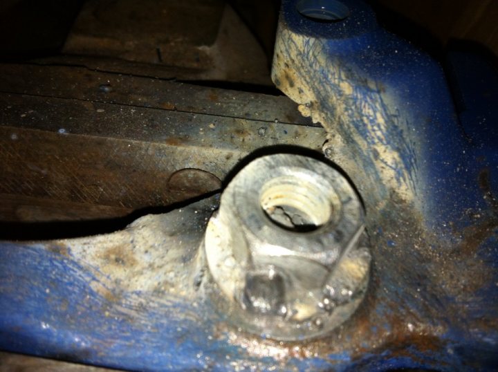 Removing sheared bolt - washer, welder and nut method - Page 1 - S Series - PistonHeads