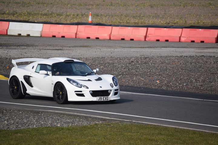 Spotted out and about - Page 1 - Elise/Exige/Europa/340R - PistonHeads