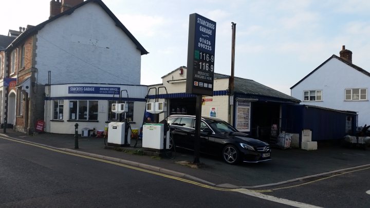 The Humer Unbeam Interesting Filling Stations Thread - Page 17 - General Gassing - PistonHeads