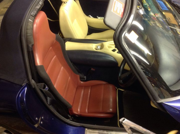 Anyone successfully fitted MX5 seats in a chim? - Page 3 - Chimaera - PistonHeads