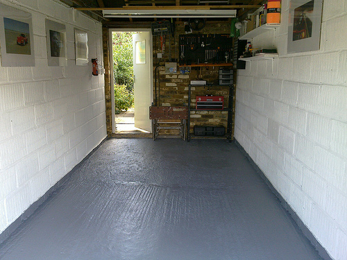 Garage floor painting - Page 1
