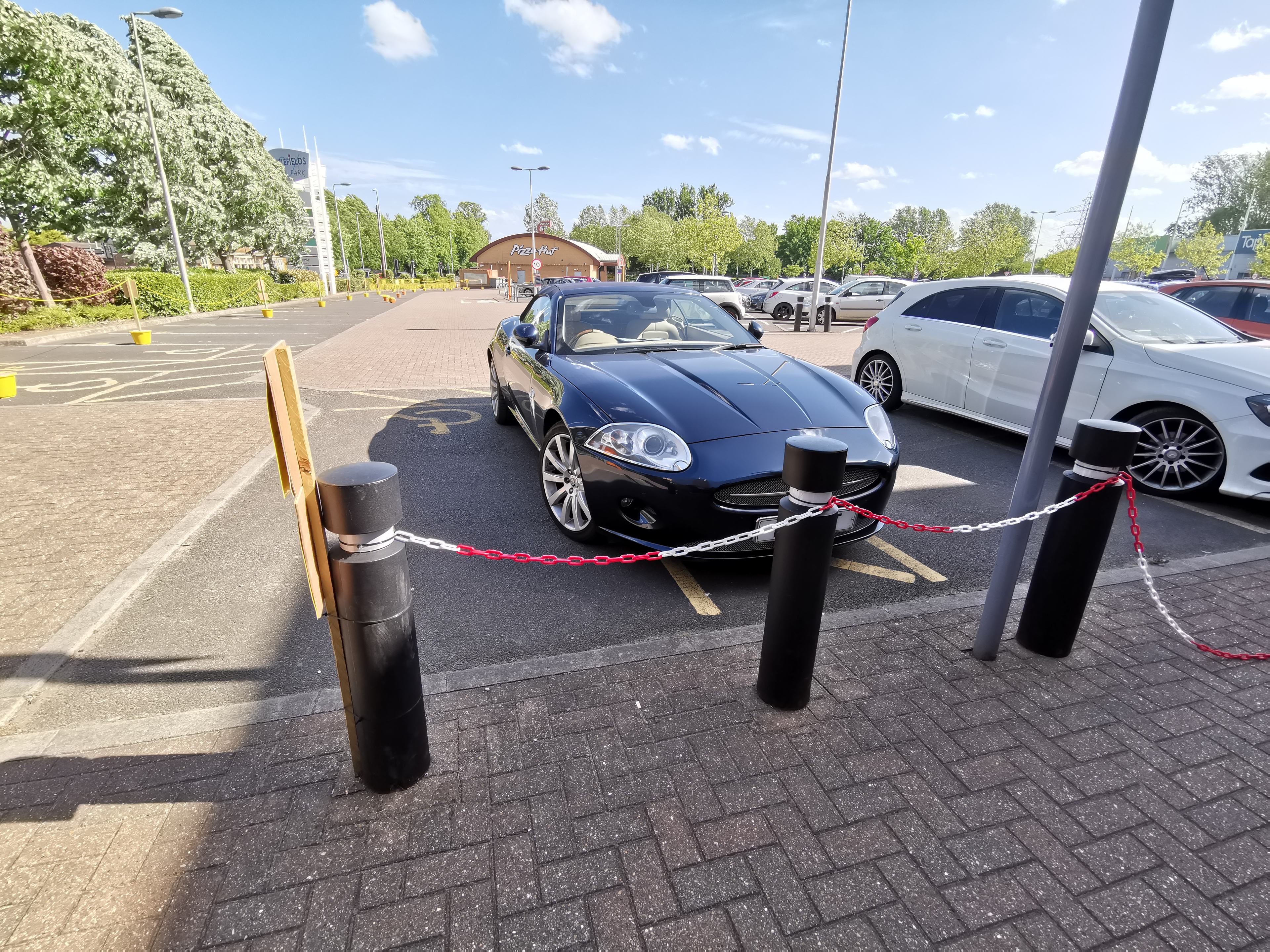 The BAD PARKING thread [vol4] - Page 306 - General Gassing - PistonHeads