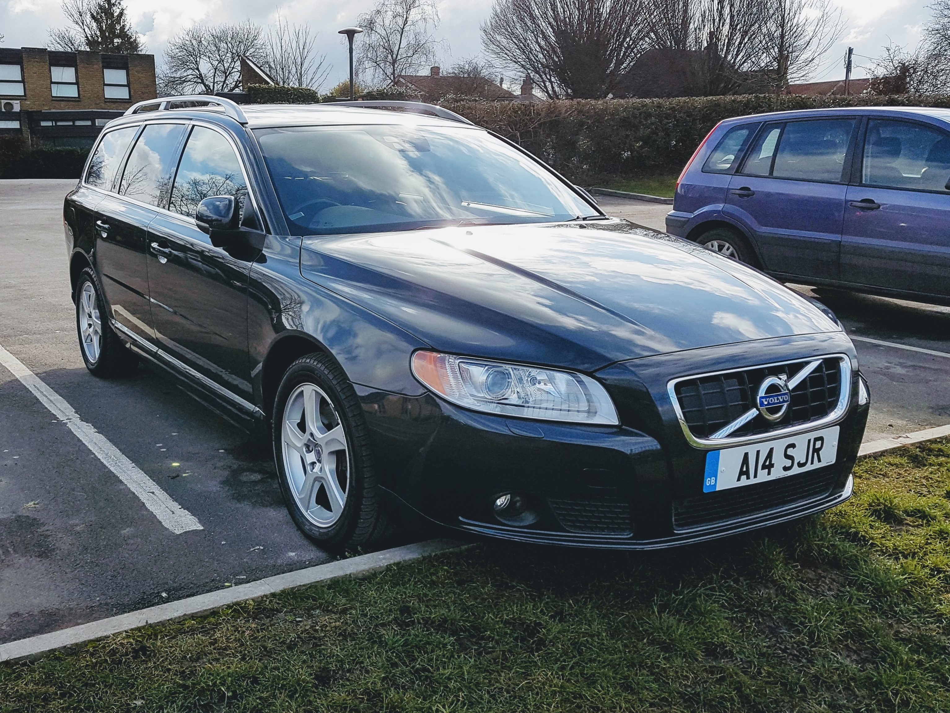 Volvo V70 Daily Driver - Page 1 - Readers' Cars - PistonHeads