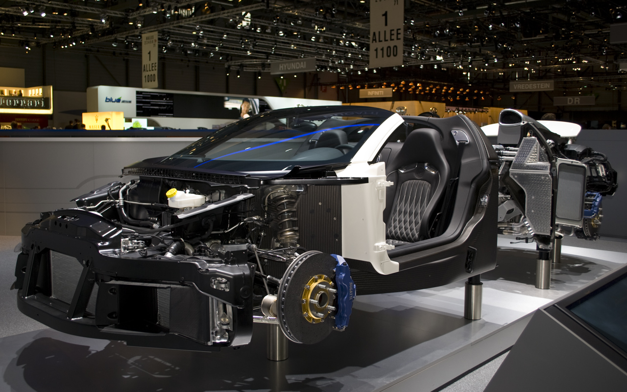 Lamborghini Reveals Chassis Pistonheads Rolling