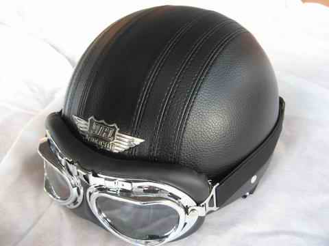 Pistonheads Helmetsregulations