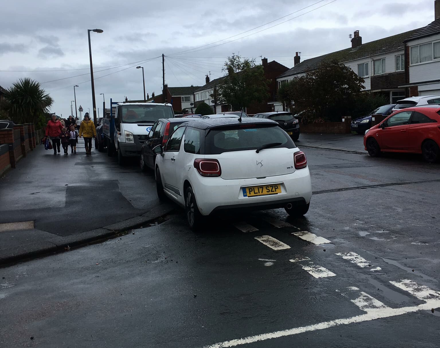 The BAD PARKING thread [vol4] - Page 250 - General Gassing - PistonHeads