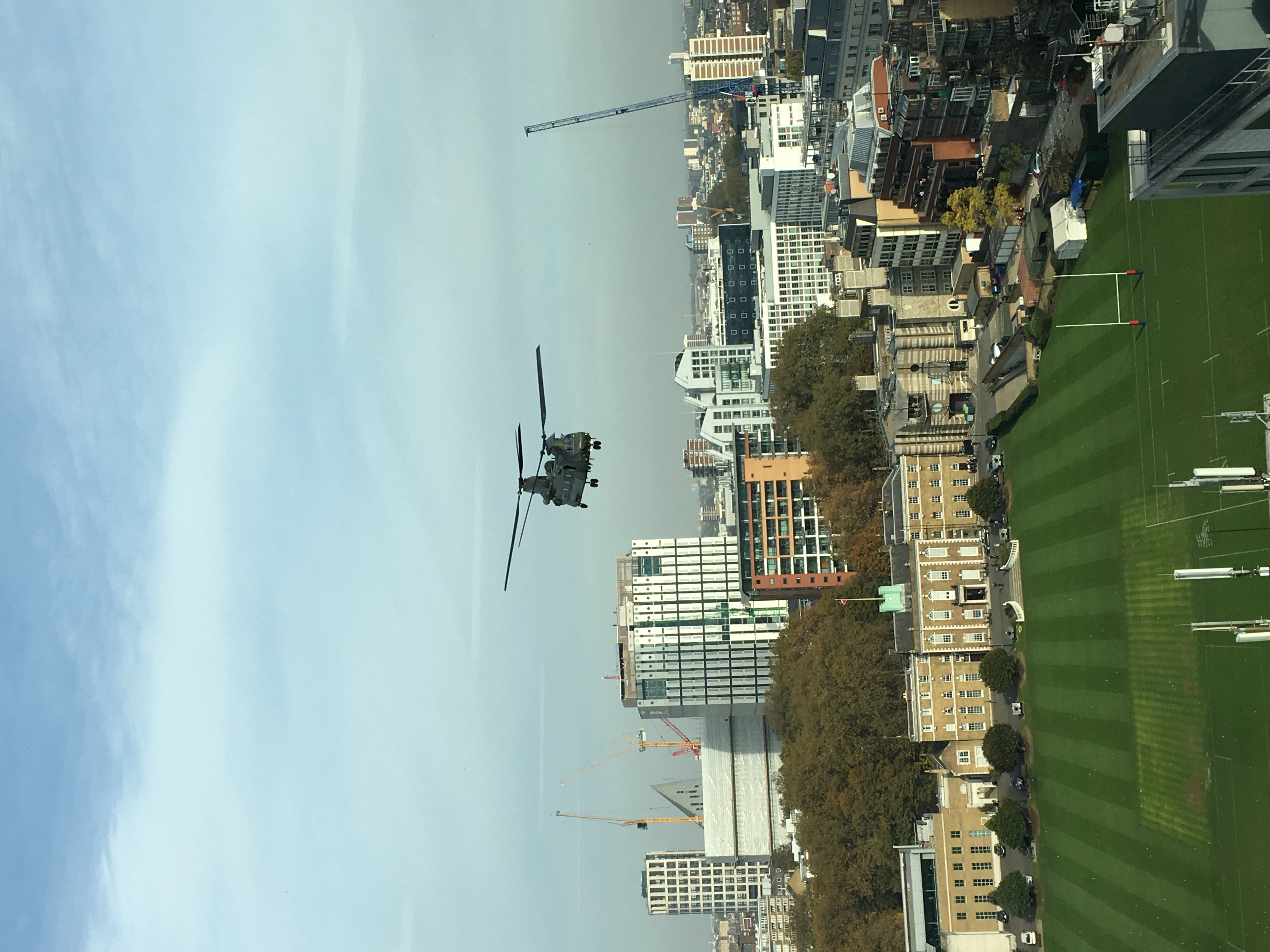 Chinooks regularly over London - Page 1 - Boats, Planes & Trains - PistonHeads