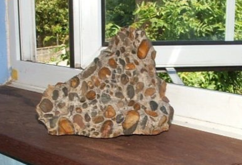 Any budding petrologists or geologists here? (rock ID)  - Page 1 - Science! - PistonHeads UK