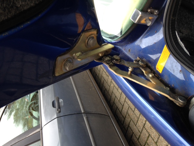 Boot lid stop cable? - Page 1 - Tuscan - PistonHeads