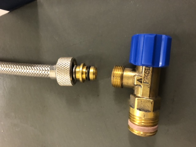 What type of plumbing connection is this? - Page 1 - Homes, Gardens and DIY - PistonHeads