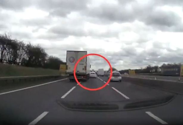 The "Sh*t Driving Caught On Cam" Thread (Vol 4) - Page 500 - General Gassing - PistonHeads