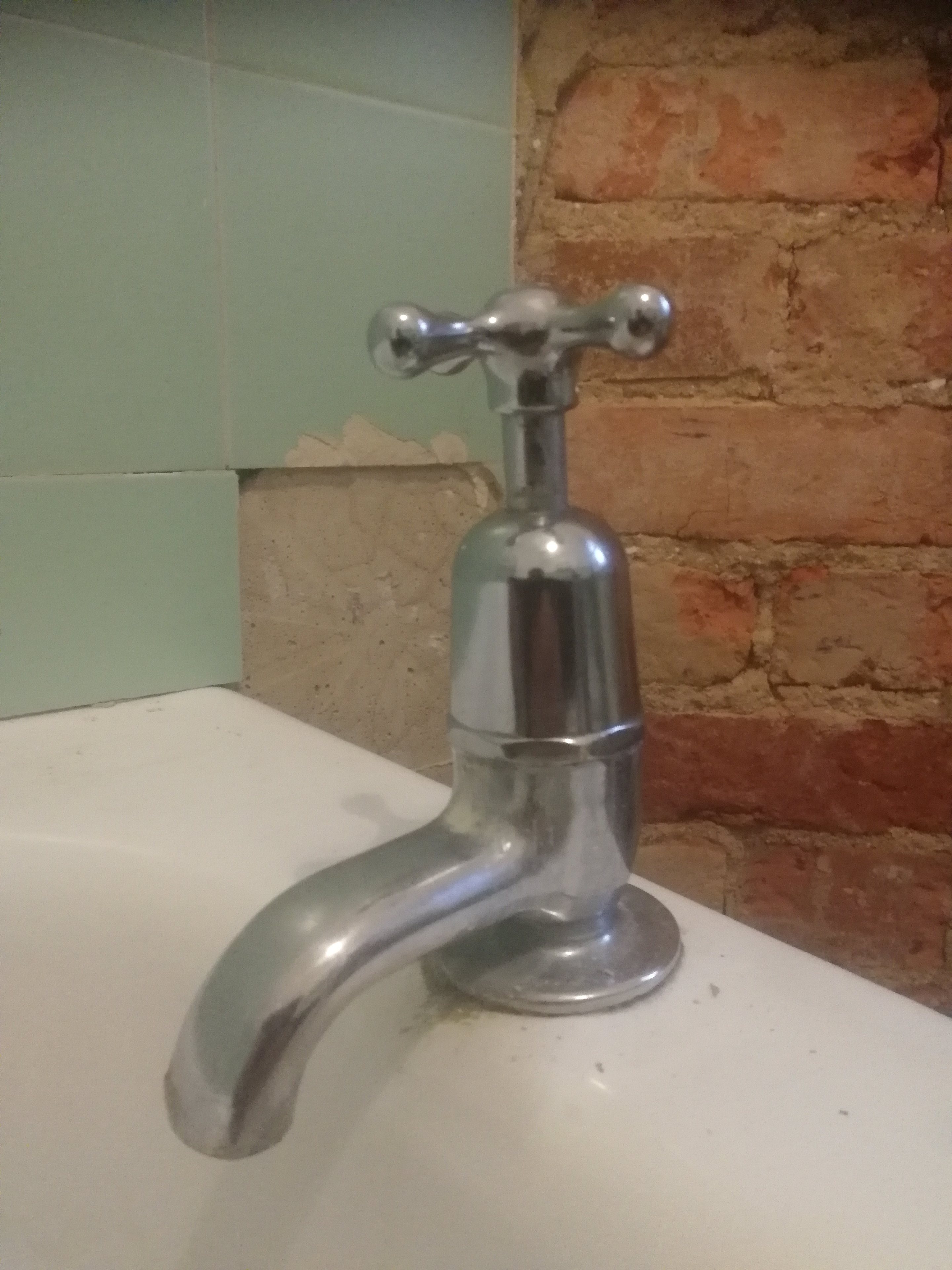 help me fix a tap (really basic DIY) - Page 1 - Homes, Gardens and DIY - PistonHeads
