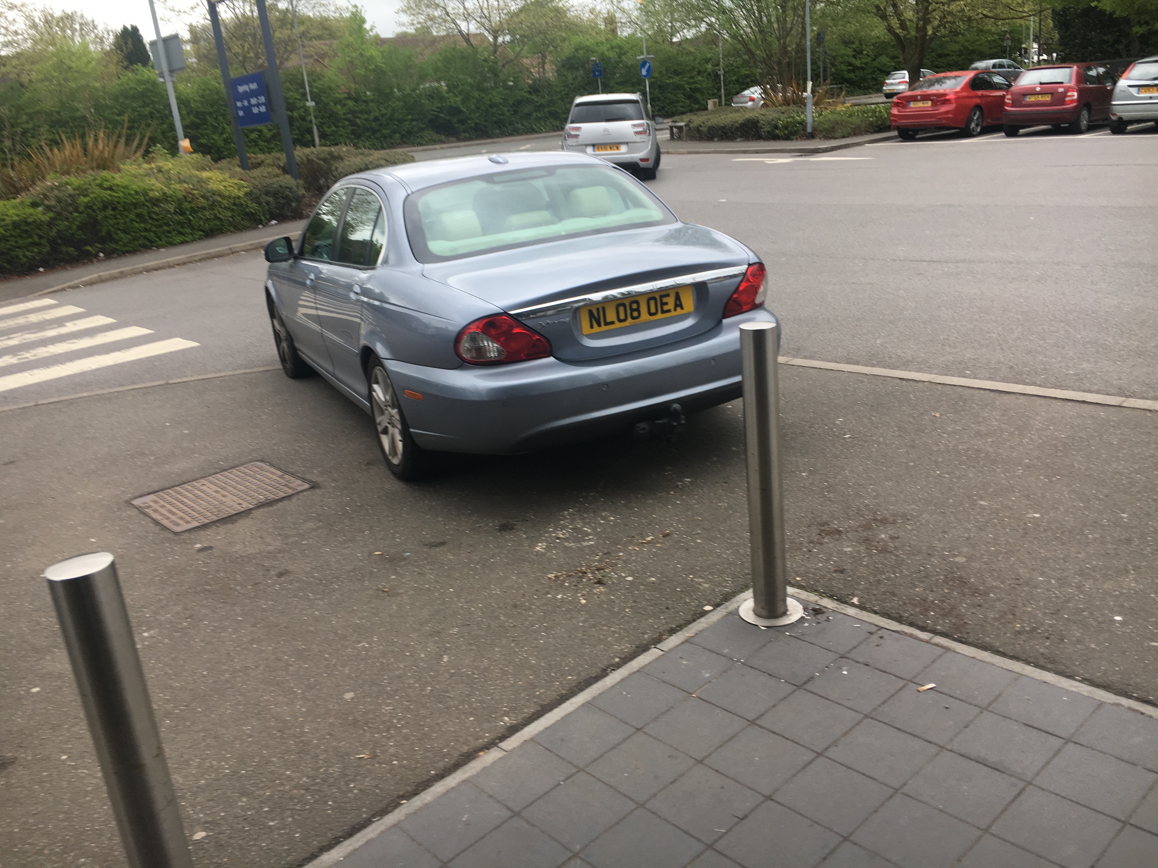 The BAD PARKING thread [vol4] - Page 90 - General Gassing - PistonHeads