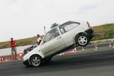 Just tried to stand the wifes car on it's nose. - Page 2 - General Gassing - PistonHeads