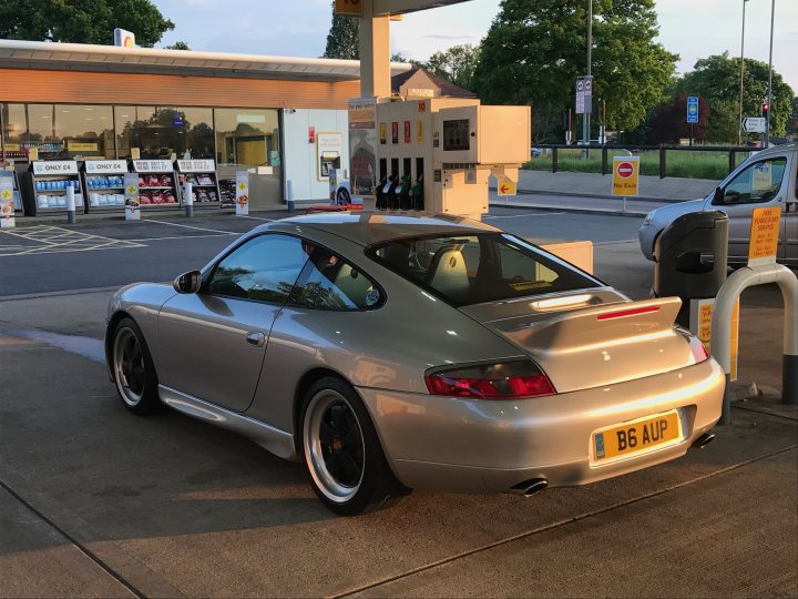 what is an 'early' 3.4 996? - Page 116 - 911/Carrera GT - PistonHeads