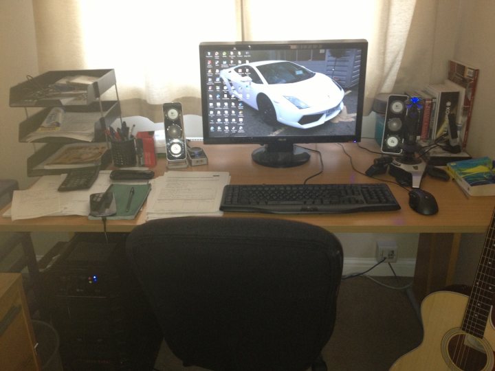 Workplace : Let's have a photo of your "Desk" - Page 41 - The Lounge - PistonHeads