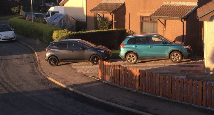 The BAD PARKING thread [vol4] - Page 338 - General Gassing - PistonHeads