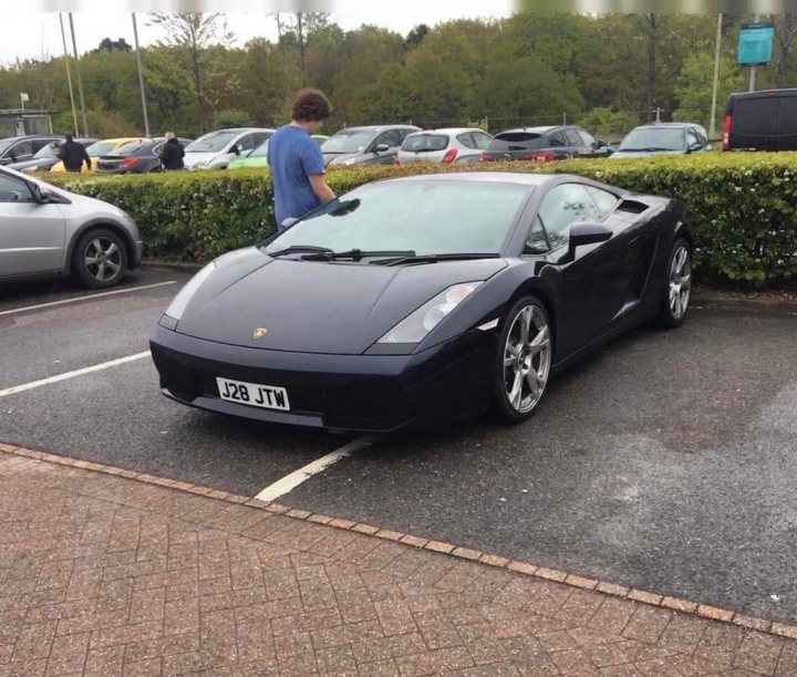 The BAD PARKING thread [vol3] - Page 475 - General Gassing - PistonHeads