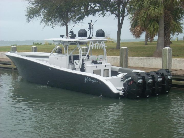 Miami Pistonheads Vice Boat