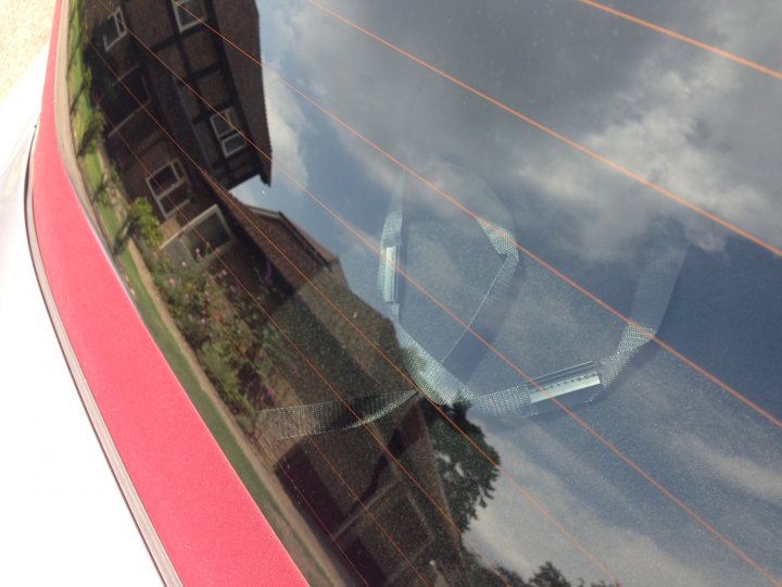 Odd strap under rear window when roof up - 981s - Page 1 - Boxster/Cayman - PistonHeads