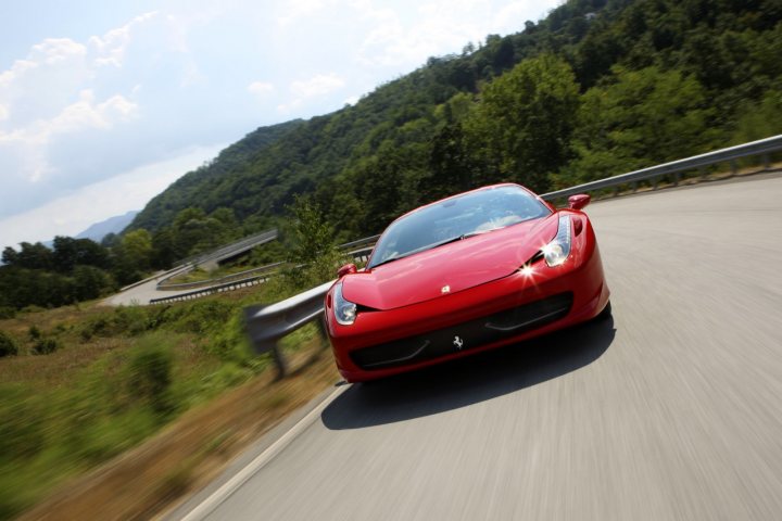 Mugello Ferrari Pistonheads Give Video