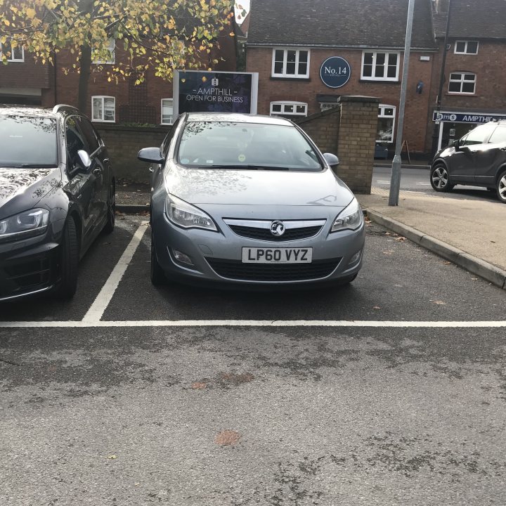 The BAD PARKING thread [vol4] - Page 137 - General Gassing - PistonHeads