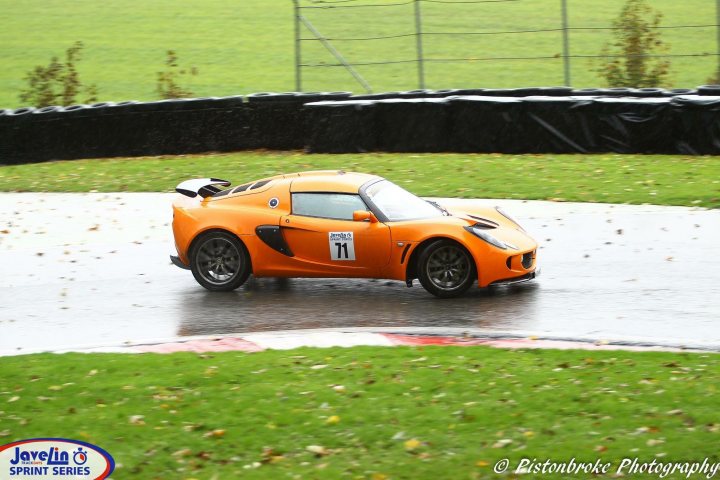 RE: Sprinting a Caterham at Cadwell - Page 1 - General Gassing - PistonHeads