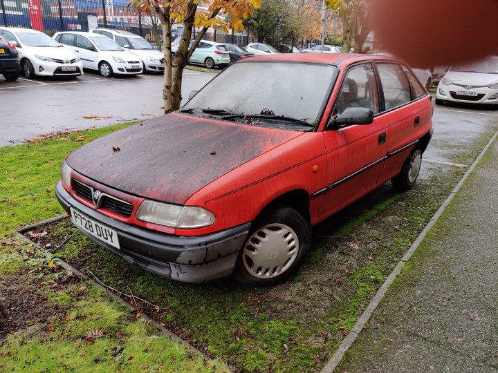 Spotted Ordinary Abandoned Vehicles - Page 49 - General Gassing - PistonHeads