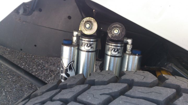 What is this Defender suspension ....? - Page 1 - Land Rover - PistonHeads