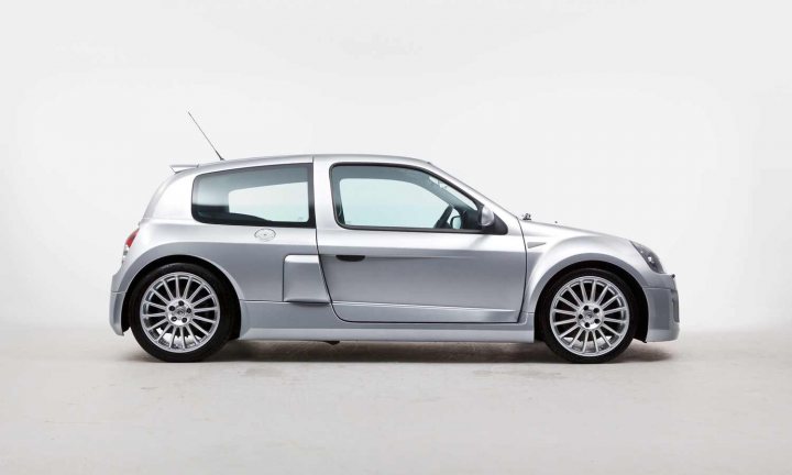 Renault Clio V6 255 - Page 1 - Readers' Cars - PistonHeads