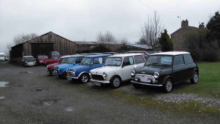 Classic Minis spotted out and about - Page 1 - Classic Minis - PistonHeads
