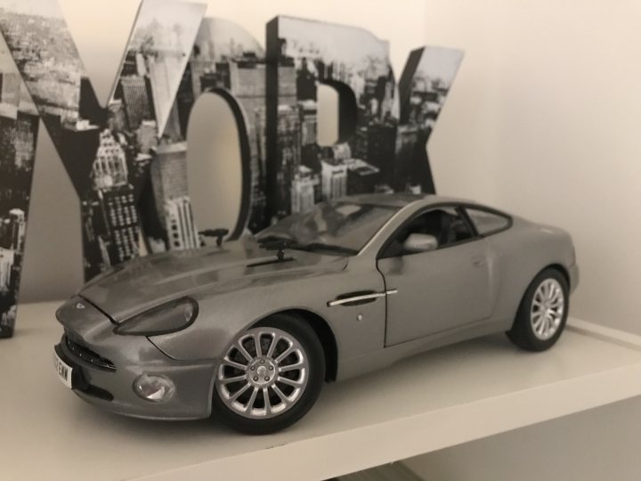 007 1:18 scale  - Page 1 - Scale Models - PistonHeads