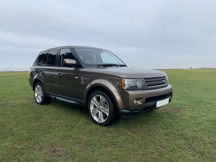 Discovery 4 vs. Range Rover - Page 3 - Land Rover - PistonHeads UK