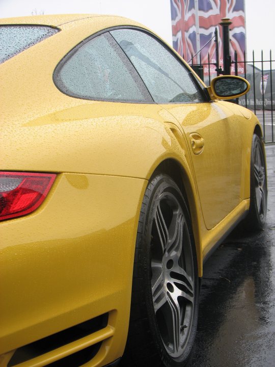 Speed Porsche Pistonheads Yellow