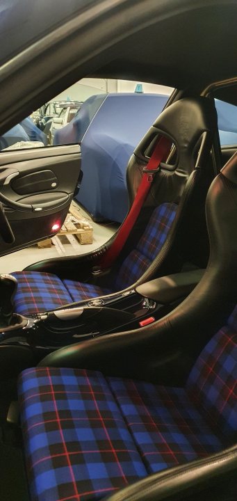 Has anyone retrimmed their GT4 seat centres? - Page 2 - Boxster/Cayman - PistonHeads UK