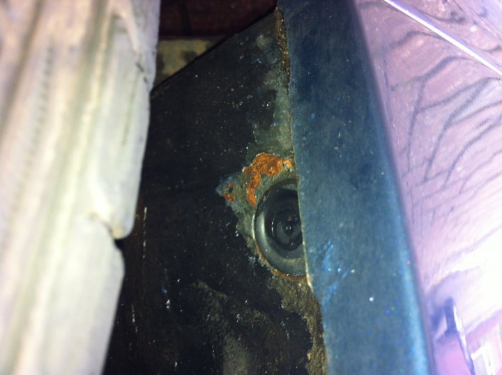 E46 rust in rear arch, advice please. - Page 1 - BMW General - PistonHeads