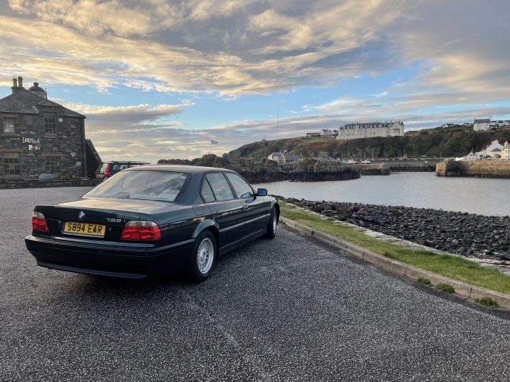 My Unnecessary Barge -E38 BMW 728i - Page 1 - Readers' Cars - PistonHeads UK