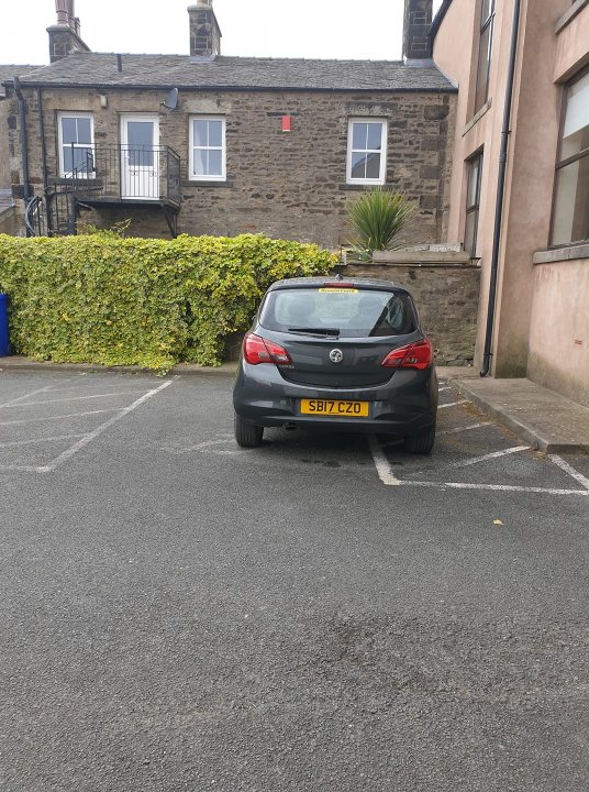The BAD PARKING thread [vol4] - Page 205 - General Gassing - PistonHeads