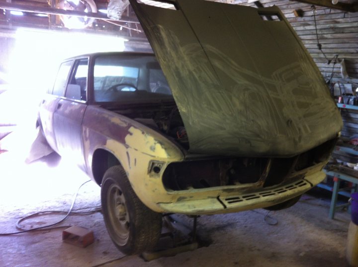 After 10 years in a glasshouse BMW e3 restoration begins - Page 3 - Readers' Cars - PistonHeads