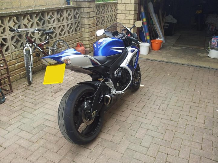 Looking at buying a CAT C GSXR750 - Page 1 - Biker Banter - PistonHeads