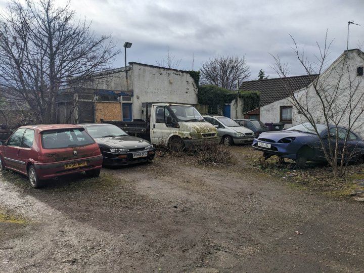 Spotted Ordinary Abandoned Vehicles - Page 120 - General Gassing - PistonHeads UK