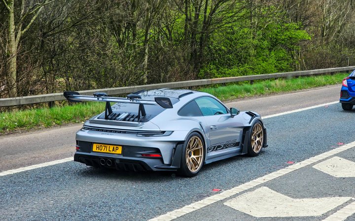 Supercars spotted, some rarities (vol 7) - Page 756 - General Gassing - PistonHeads UK