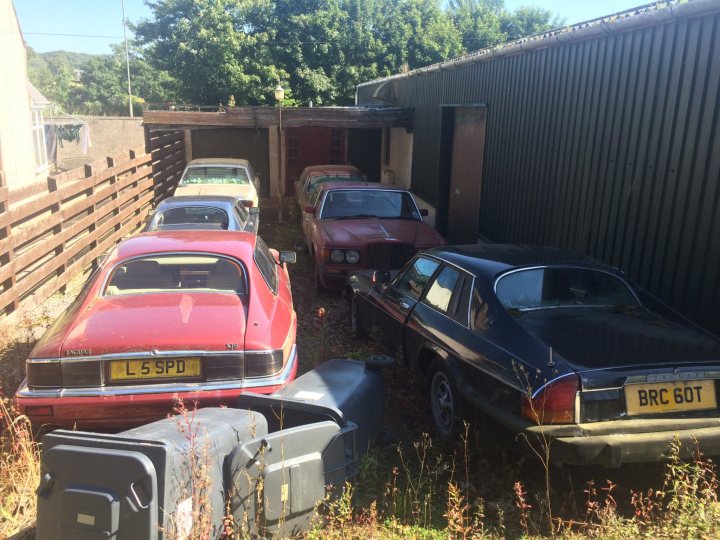 Spotted Ordinary Abandoned Vehicles - Page 72 - General Gassing - PistonHeads UK