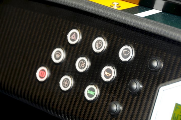 New Style Dash Switches on my R500 - Page 1 - Caterham - PistonHeads