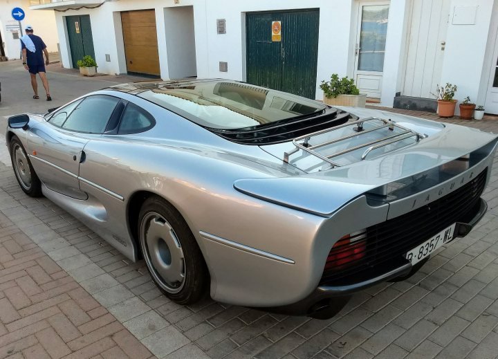 Life with an XJ220 - Page 25 - Readers' Cars - PistonHeads